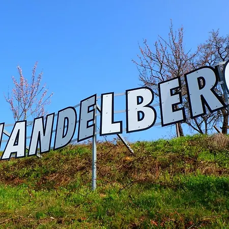 Le Mandelberg Hotel Mittelwihr
