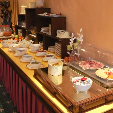 Le Mandelberg Hotel Mittelwihr