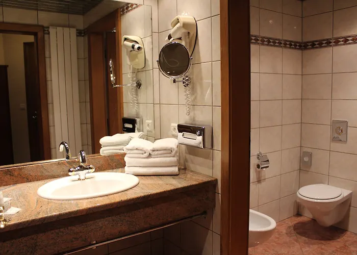 ル マンデルベール ホテル 3*